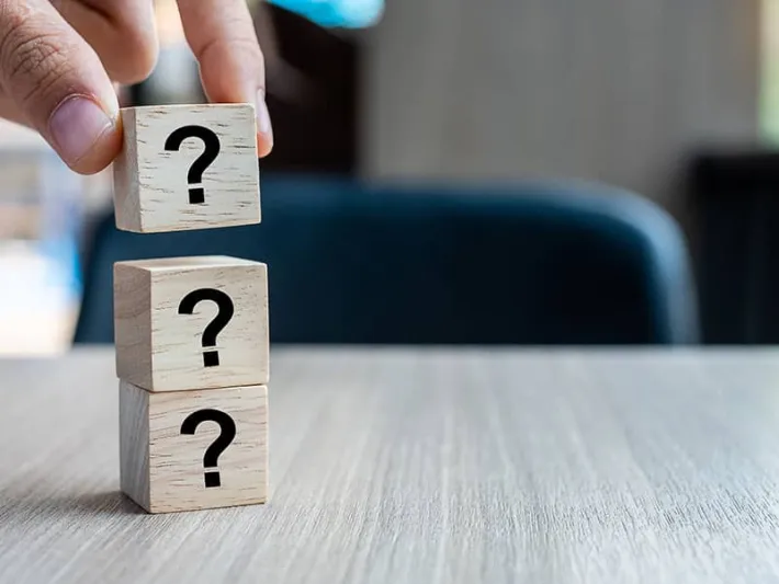 The Art of Asking Questions During Dialogue