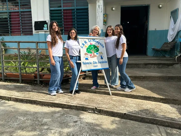 TRANSFORMANDO VIDAS EN PLATAFORMA LA MANGUITA