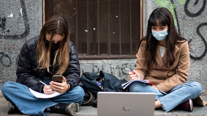 What Skills Do Gen Zers Need to Navigate Their Digital Worlds?